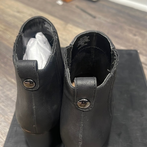 INC International Concepts Womens FAINN Closed Toe Ankle Chelsea Boots - Picture 4 of 15